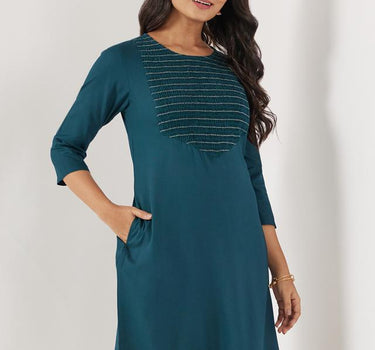 Solid Rayon Regular Fit Women's Long Kurta