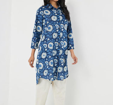 Solid Linen Collared Women's Kurti