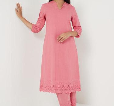 Solid Blended Collared Women's Kurta