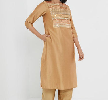 Embellished Blended Round Neck Women's Kurta