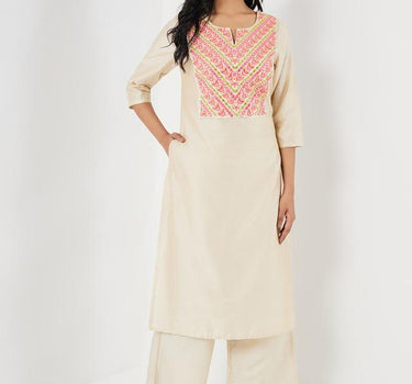 Embroidered Blended Fabric Regular Fit Women's Long Kurta