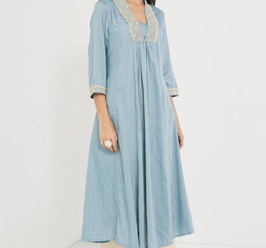 Embellished Rayon V-Neck Women's Kurta