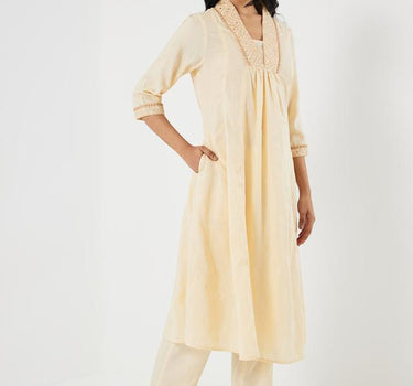 Embroidered Blended Fabric Regular Fit Women's Long Kurta