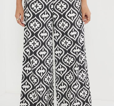 Geometric Print Regular Fit Cotton Women's Casual Wear Pants